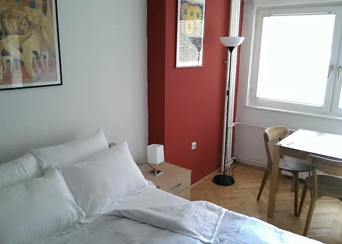 Kapishtec Апартаменти Скоп'є